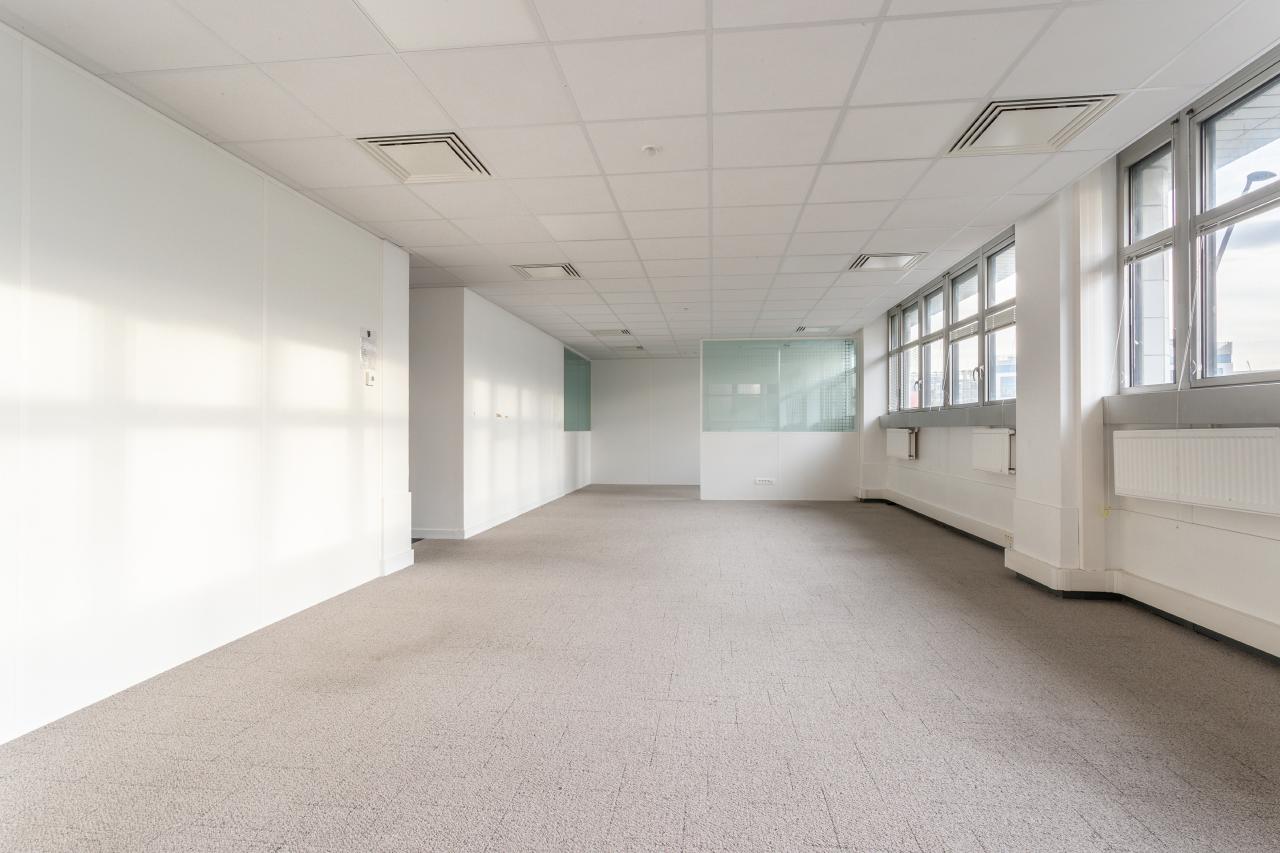 Bureau Fontenay-sous-Bois 712m² Location bureau Fontenay-sous-Bois Val-de-Marne OLBUR2107180 2